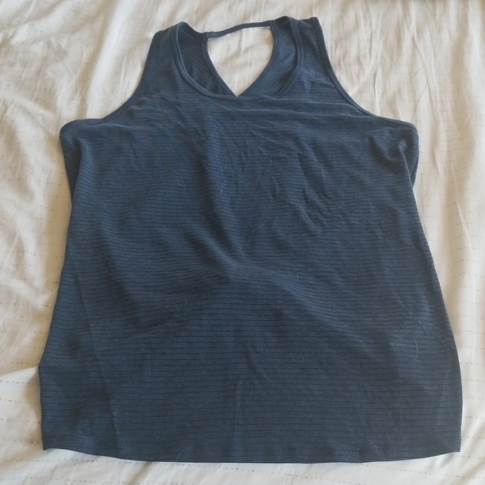 Essence twist-back tank